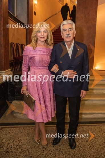  Darja Kuhar Kotnik, soustanoviteljica in podpredsednica Društva za zdravje naroda;  Rajko Kotnik, poslovni direktor Cankarjevega doma, dosedanji predsednik Lions kluba Ljubljana RožnikWerther, premiera opere v SNG Opera in balet Ljubljana