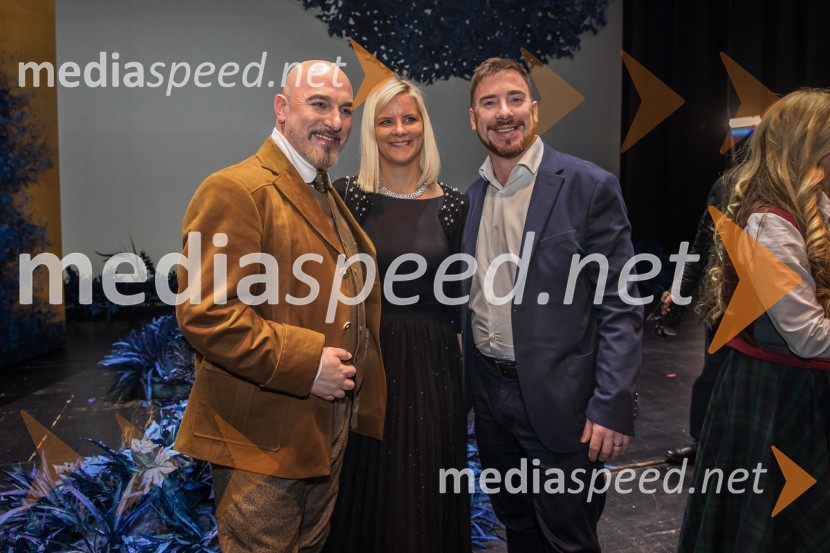  Jože Vidic, operni pevec, bariton, Slovenski oktet;  Mojca Vidic;  Darko Vidic, operni pevecWerther, premiera opere v SNG Opera in balet Ljubljana