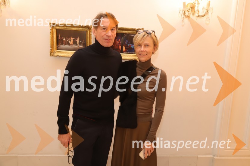  Rudi Uran, slikar, režiser;  Irena Kramberger UranPod svobodnim soncem, premiera v SNG Maribor