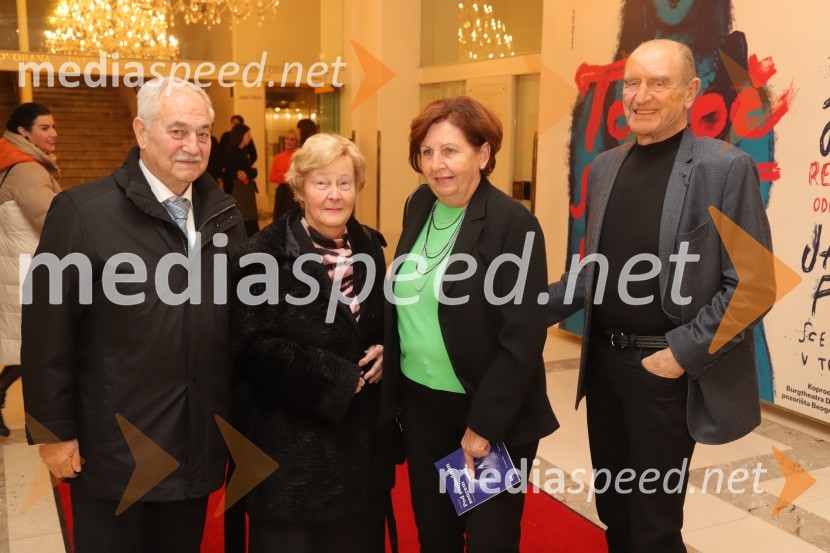  Rudolf Moge, nekdanji politik;  Alojzija Čas Moge; dr. Radejka Čuček Remic, otorinolaringologinja;  Vanja Remic, Remax d.o.o.Pod svobodnim soncem, premiera v SNG Maribor