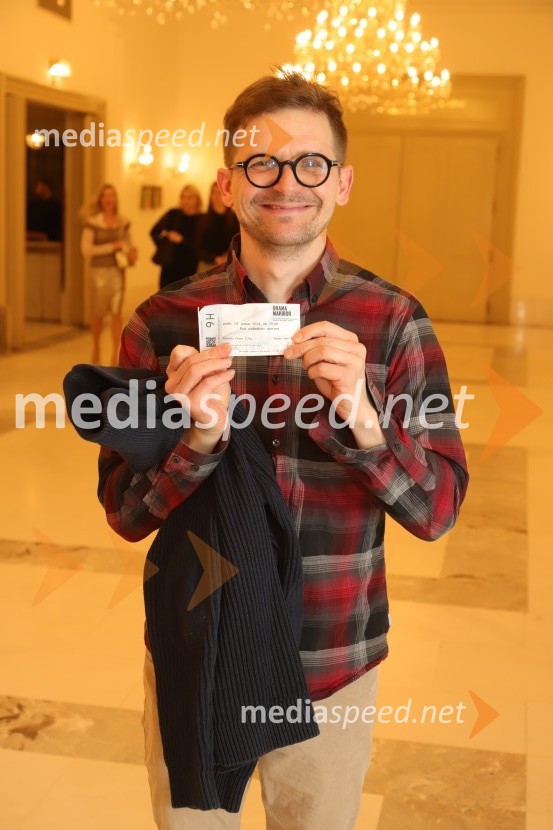  Matevž Biber, igralecPod svobodnim soncem, premiera v SNG Maribor