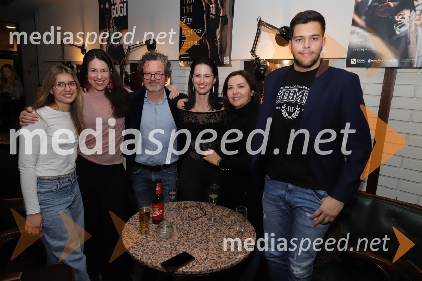  ... ;  Minca Lorenci, igralka;  Vojko Belšak, igralec;  Eva Kraš, igralka;  Ksenija Mišič, igralka;  Angel Lav GrahovacPod svobodnim soncem, premiera v SNG Maribor