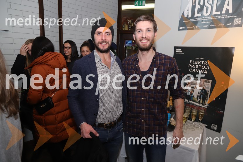  Matija Rupel, igralec;  Robert Korošec, igralecPod svobodnim soncem, premiera v SNG Maribor