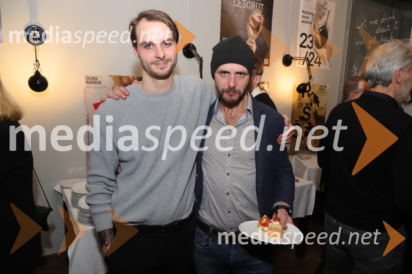  Blaž Dolenc, igralec;  Matija Rupel, igralecPod svobodnim soncem, premiera v SNG Maribor