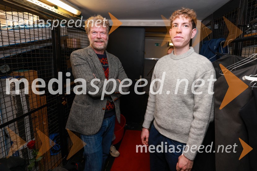  Matija  Vastl, igralec;  Tone VastlUmetnost vojne/Umetnost miru, premiera v SMG Ljubljana