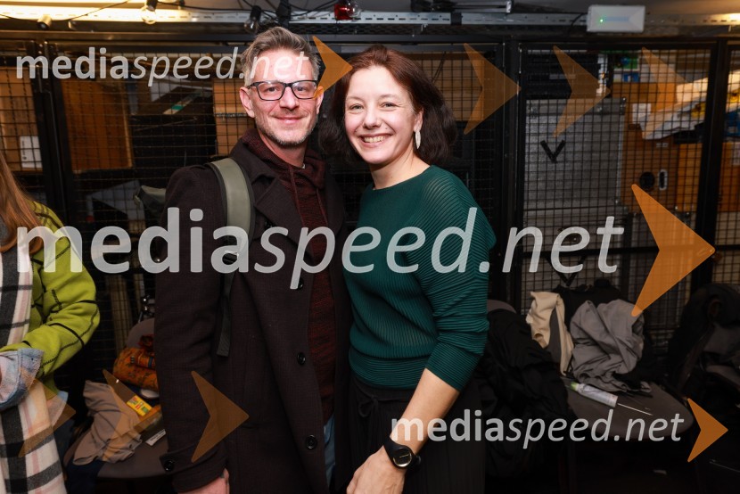  Tibor Mihelič Syed, direktor, Slovensko mladinsko gledališče;  Ana Duša, umetnicaUmetnost vojne/Umetnost miru, premiera v SMG Ljubljana