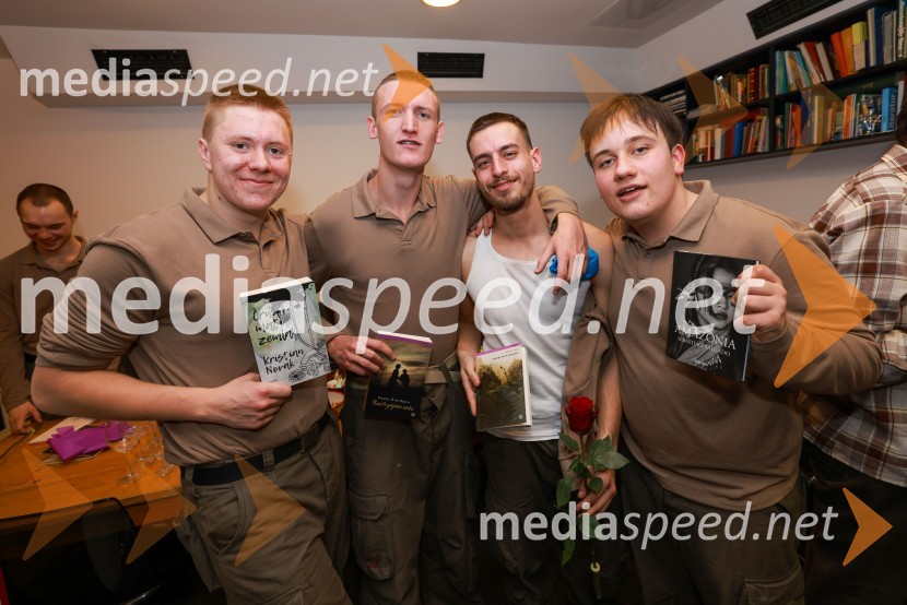  ... ;  ... ;  Matic Eržen, igralec;  Marko Engelman, igralecUmetnost vojne/Umetnost miru, premiera v SMG Ljubljana