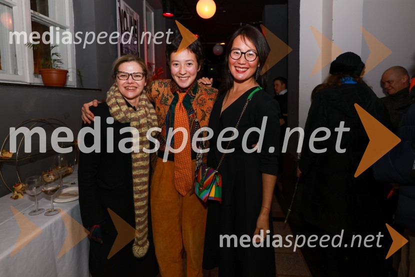  ... ;  Fedja Boldyrev, igralka;  ... Umetnost vojne/Umetnost miru, premiera v SMG Ljubljana