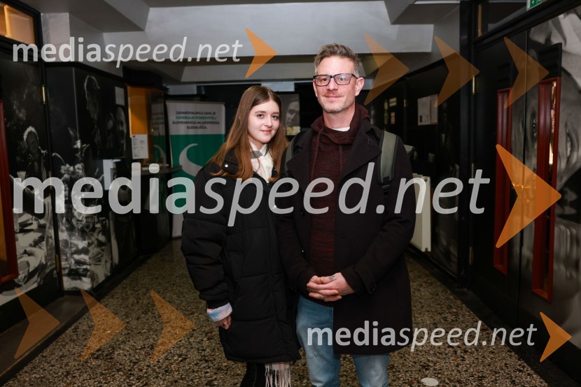  ... ;  Tibor Mihelič Syed, direktor, Slovensko mladinsko gledališčeUmetnost vojne/Umetnost miru, premiera v SMG Ljubljana