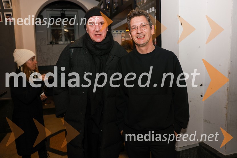  Goran Injac, umetniški vodja, Slovensko mladinsko gledališče;  Grega Repovž, odgovorni urednik MladineUmetnost vojne/Umetnost miru, premiera v SMG Ljubljana