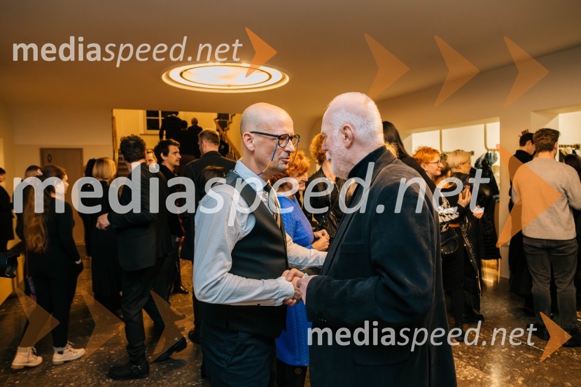  Miha Golob, upravnik in umetniški vodja, SLG Celje;  ... Zaprta vrata premierno v SLG Celje