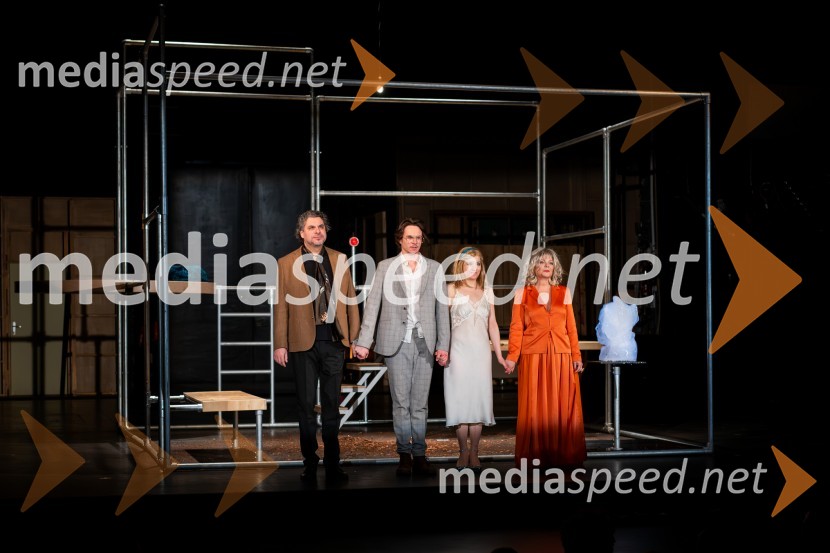  Tarek Rashid, igralec;  Lovro Zafred, igralec;  Eva Stražar, igralka;  Jagoda Tovirac, igralkaZaprta vrata premierno v SLG Celje