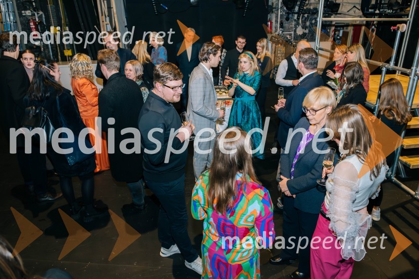 Zaprta vrata premierno v SLG Celje