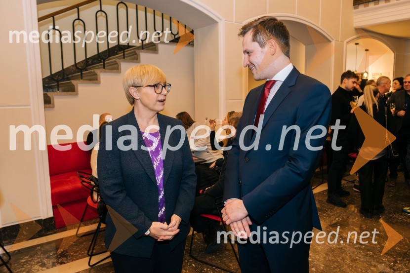 dr. Nataša Pirc Musar, predsednica Republike Slovenije;  Matija Kovač, župan, MO CeljeZaprta vrata premierno v SLG Celje
