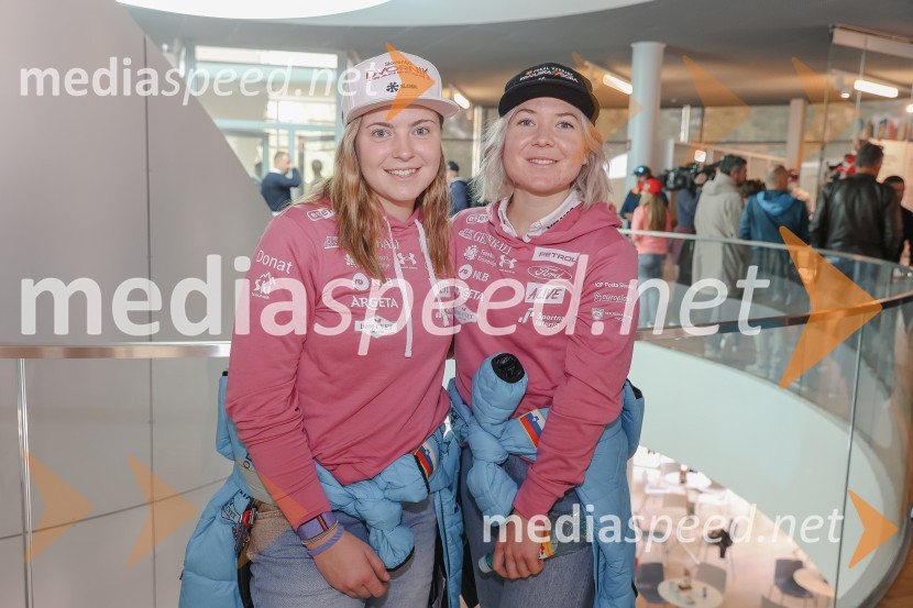  Neja  Dvornik, alpska smučarka;  Meta Hrovat, alpska smučarkaMeta Hrovat zaključuje svojo športno pot