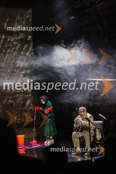  Marjuta  Slamič, igralka;  Željko Hrs, igralecUbesedovanje, premiera v SNG Nova Gorica