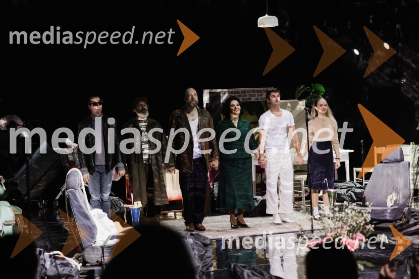  Peter Harl, igralec;  Željko Hrs, igralec;  Miha Nemec, igralec, režiser, vodja Snovalnega gledališča Sakerdon Mihajlovič;  Marjuta  Slamič, igralka;  Žiga Udir, igralec;  Lara Fortuna, igralkaUbesedovanje, premiera v SNG Nova Gorica