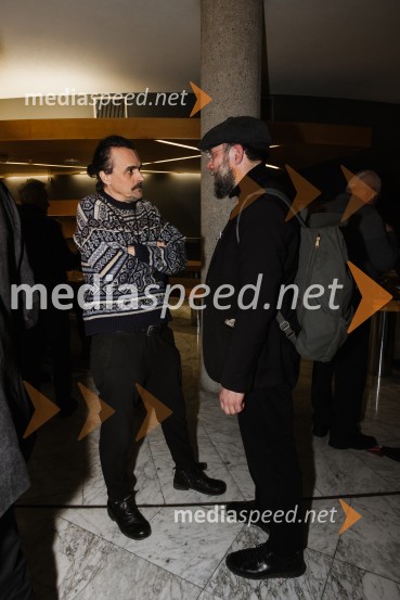  Vanja Mervič, slikar in avtor;  Miha Nemec, igralec, režiser, vodja Snovalnega gledališča Sakerdon MihajlovičUbesedovanje, premiera v SNG Nova Gorica