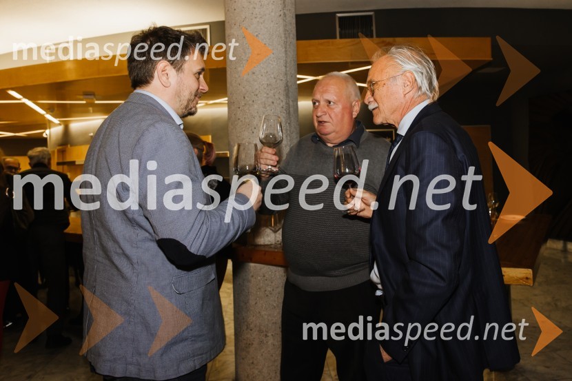  Marko Bratuš, umetniški vodja SNG Nova Gorica;  ... ;  ... Ubesedovanje, premiera v SNG Nova Gorica