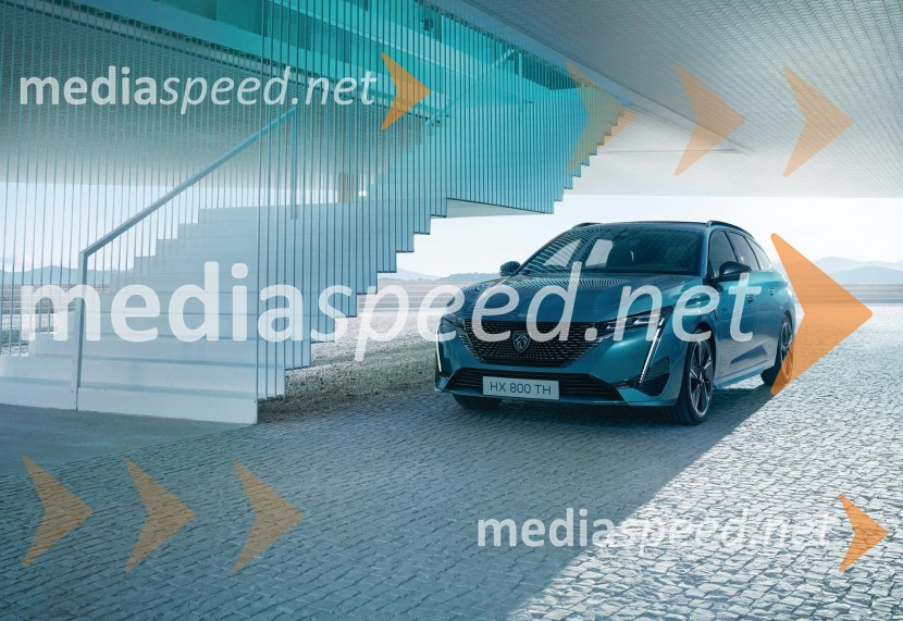 Novi hibridni modeli Peugeot že v prodaji