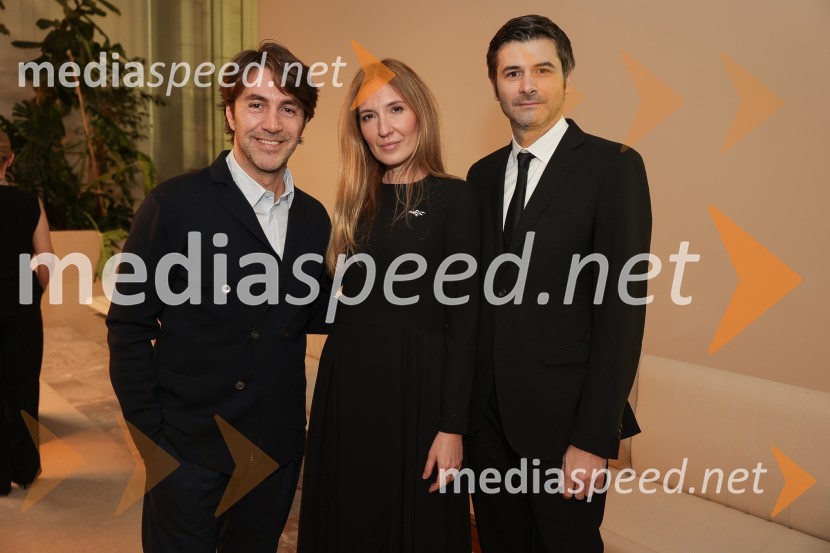  Edward Clug, umetniški direktor, Balet SNG Maribor;  ... ;  ... Edward Clug: Faust, baletni spektakel na odru Cankarjevega doma