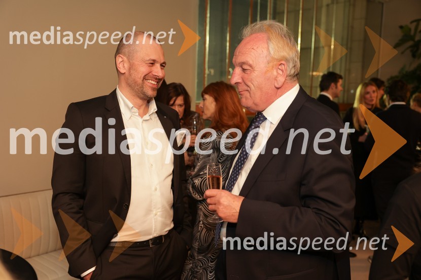  Blaž Brodnjak, predsednik uprave NLB, Manager leta 2022;  ... Edward Clug: Faust, baletni spektakel na odru Cankarjevega doma