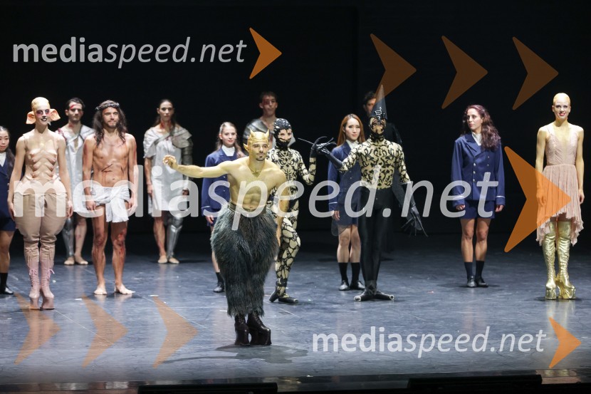  Daniel Domenech, baletni plesalecEdward Clug: Faust, baletni spektakel na odru Cankarjevega doma