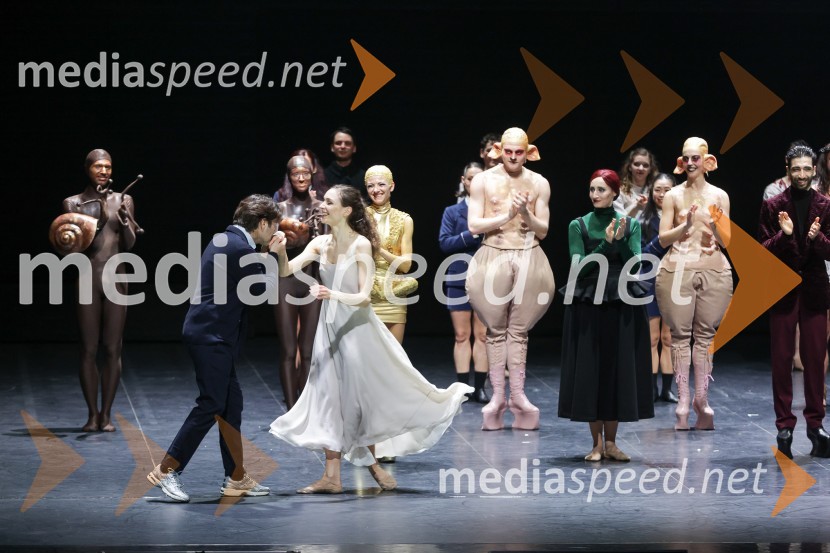  Edward Clug, umetniški direktor, Balet SNG Maribor;  Monja Obrul, baletna plesalkaEdward Clug: Faust, baletni spektakel na odru Cankarjevega doma