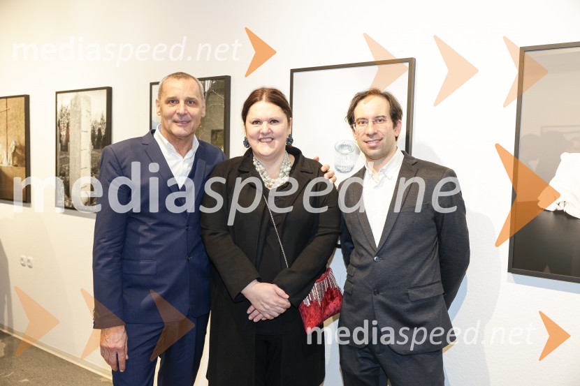  Danilo Rošker, direktor SNG Maribor;  Uršula Cetinski, generalna direktorica, Cankarjev dom;  Simon Krečič, umetniški direktor Opere SNG MariborEdward Clug: Faust, baletni spektakel na odru Cankarjevega doma