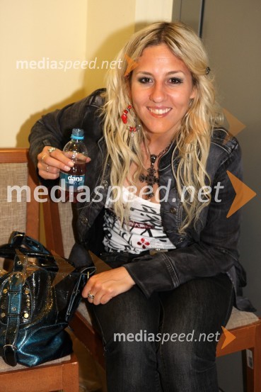 Eva Breznikar, skupina Makeup2Casino Mond: 6Pack Čukur, predstavitev albuma Gangsta, Dilla, Playa, Gorilla,