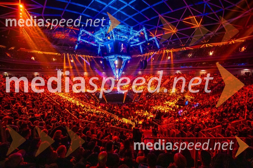 Znani Slovenci na Slovenski muski Lada Bizovčarja