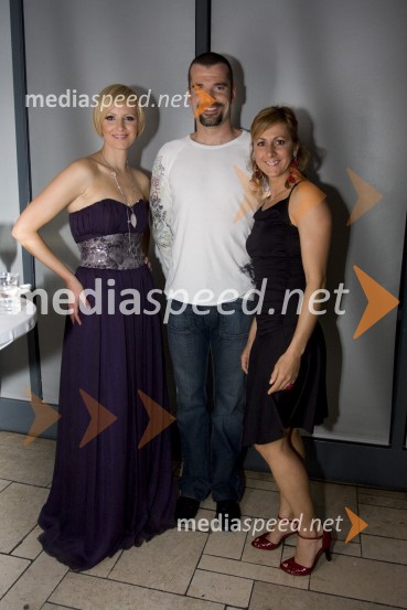 Anja Križnik Tomažin, TV voditeljica in povezovalka prireditve, Peter Mankoč, plavalec ter Alenka Bikar, nekdanja atletinjaMiss Universe 2009