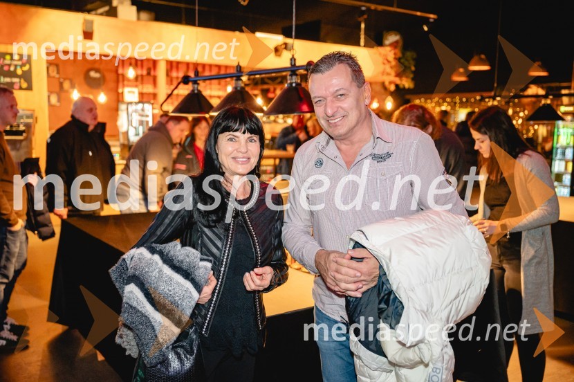 mag.  Helena  Cvikl, predavateljica na Fakulteti za turistične študije;  Tadej  Kovačič, lastnik Patrick`s pubMariborska premiera filma Gepack, Maribox