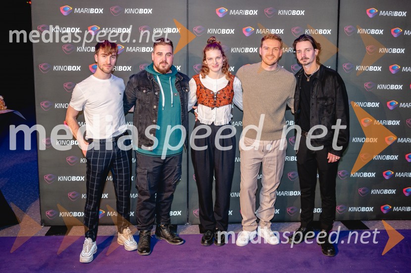  Žiga Kukovič, režiser;  Jan Gerl Korenč, igralec;  Pia Skvarča, igralka;  Tine Ugrin, igralec;  Robert Kladnik, igralecMariborska premiera filma Gepack, Maribox