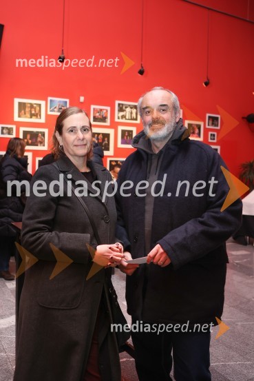  Tina Batista Napotnik;  Boštjan Napotnik, bloger (Napo, Kruh in vino)Đorđić se vrača, nova komedija ustvarjalcev uspešnice Čefurji raus!