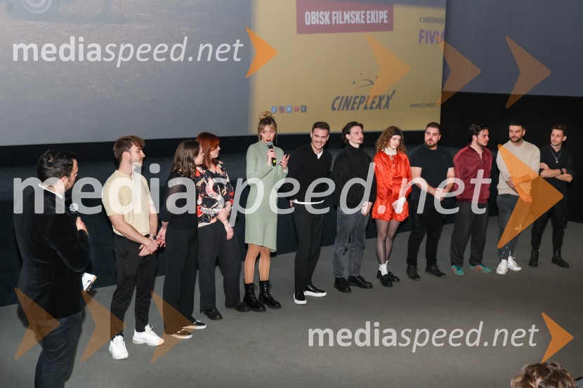  ... ;  Žiga Kukovič, režiser;  Katarina Lodrant;  Marta Šporin, oblikovalka maske;  Ana  Novak, igralka;  Tine Ugrin, igralec;  Robert Kladnik, igralec;  Pia Skvarča, igralka;  Jan Gerl Korenč, igralec;  Maks Dakskobler, igralec;  Amadej Hercog, fotograf;  Matic Gabriel, fotografPremiera filma Gepack in pogovor z ustvarjalci filma, Cineplexx Koper