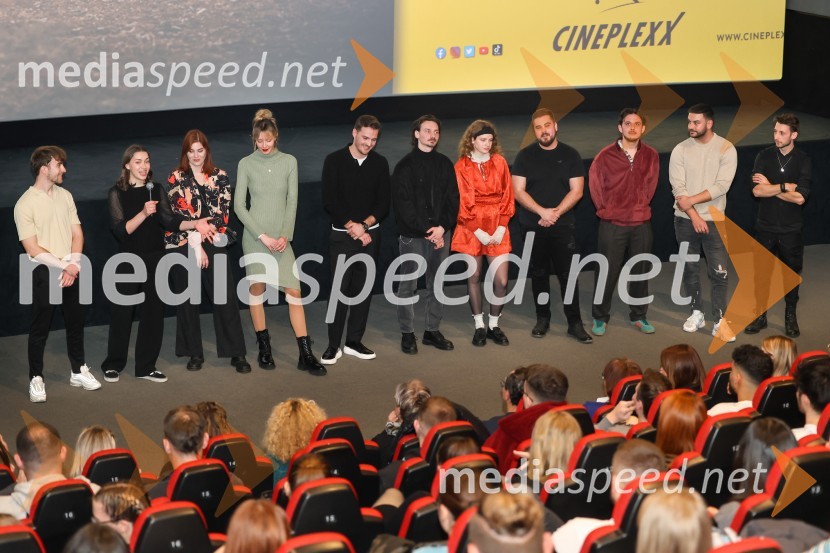  Žiga Kukovič, režiser;  Katarina Lodrant;  Marta Šporin, oblikovalka maske;  Ana  Novak, igralka;  Tine Ugrin, igralec;  Robert Kladnik, igralec;  Pia Skvarča, igralka;  Jan Gerl Korenč, igralec;  Maks Dakskobler, igralec;  Amadej Hercog, fotograf;  Matic Gabriel, fotografPremiera filma Gepack in pogovor z ustvarjalci filma, Cineplexx Koper