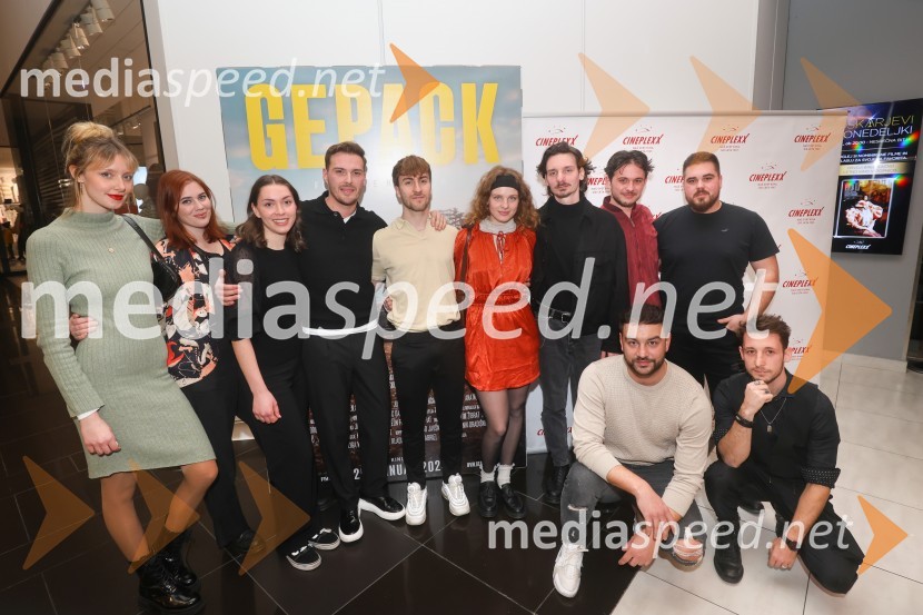  Ana  Novak, igralka;  Marta Šporin, oblikovalka maske;  Katarina Lodrant;  Tine Ugrin, igralec;  Žiga Kukovič, režiser;  Pia Skvarča, igralka;  Robert Kladnik, igralec;  Maks Dakskobler, igralec;  Jan Gerl Korenč, igralec;  Amadej Hercog, fotograf;  Matic Gabriel, fotografPremiera filma Gepack in pogovor z ustvarjalci filma, Cineplexx Koper