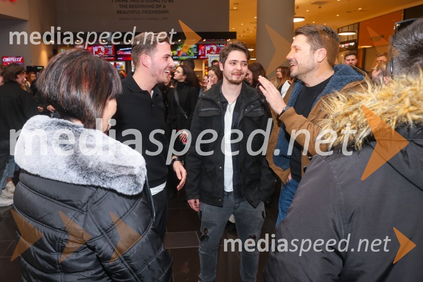  Tine Ugrin, igralec;  ... ;  ... Premiera filma Gepack in pogovor z ustvarjalci filma, Cineplexx Koper