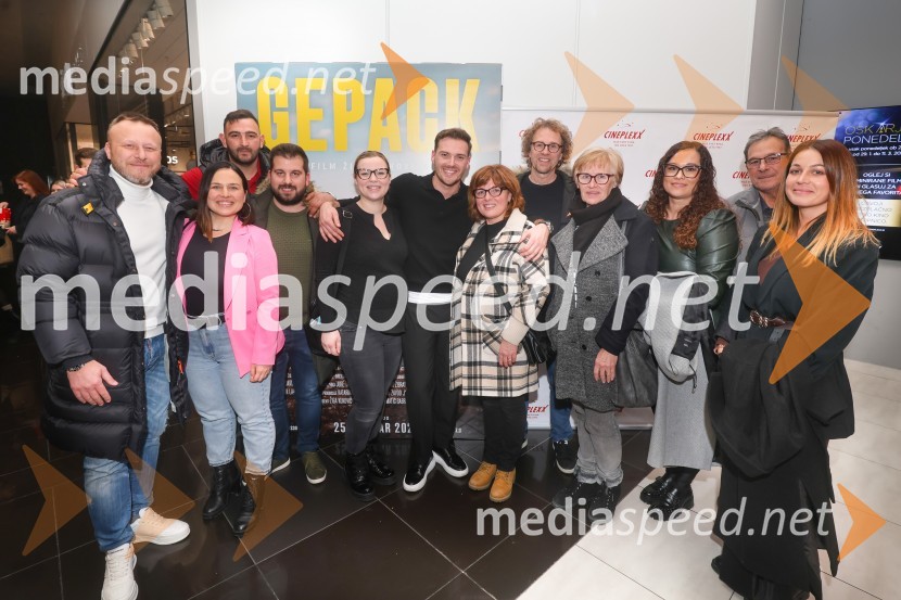  ... ;  ... ;  ... ;  ... ;  ... ;  Tine Ugrin, igralec;  ... ;  ... ;  ... ;  ... ;  ... ;  ... Premiera filma Gepack in pogovor z ustvarjalci filma, Cineplexx Koper