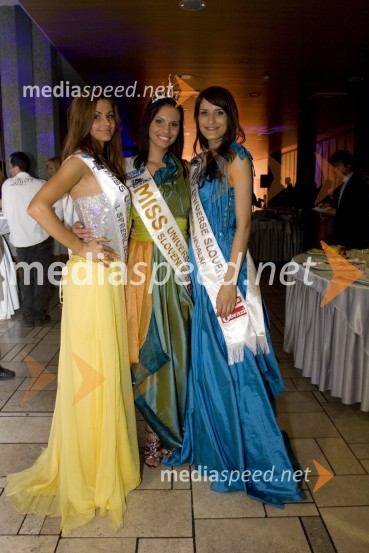 Aida Muratovič, 1. spremljevalka Miss Universe Slovenije, Mirela Korać, Miss Universe 2009 in Rebeka Pevec, 2. spremljevalka Miss Universe SlovenijeMiss Universe 2009