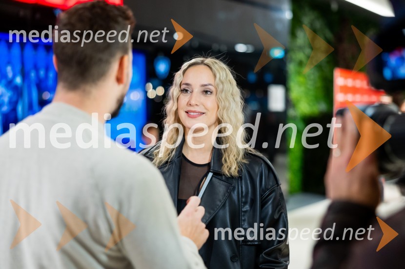  Ines Erbus, pevkaPremiera vohunskega trilerja Argylle v Cineplexx Ljubljana