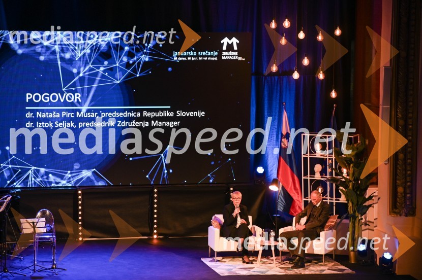 dr. Nataša Pirc Musar, predsednica Republike Slovenije; dr. Iztok Seljak, predsednik, Združenje ManagerBranko Franc Selak prejemnik priznanja za življenjsko delo na področju managementa 2023