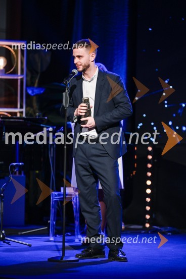  Michal Maco, direktor podjetja Corwin v Sloveniji in ustanoviteljev slovaške znamke oblačil BratiskaBranko Franc Selak prejemnik priznanja za življenjsko delo na področju managementa 2023