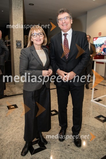  Branka Jerše, CFO NiceLabel Group;  Branko HučBranko Franc Selak prejemnik priznanja za življenjsko delo na področju managementa 2023