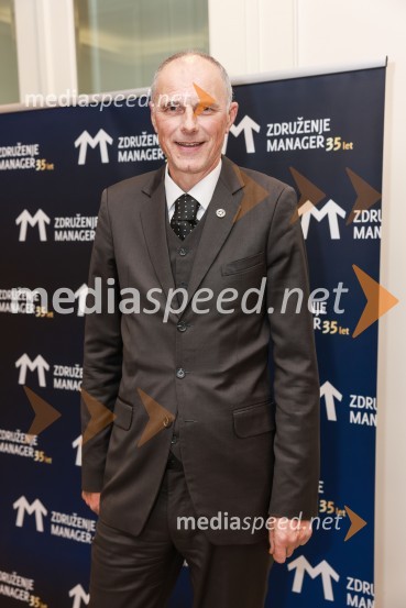 dr. Iztok Seljak, predsednik, Združenje ManagerBranko Franc Selak prejemnik priznanja za življenjsko delo na področju managementa 2023