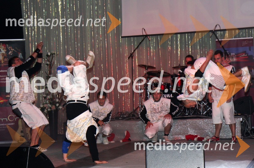 Casino Mond: 6Pack Čukur, predstavitev albuma Gangsta, Dilla, Playa, Gorilla,