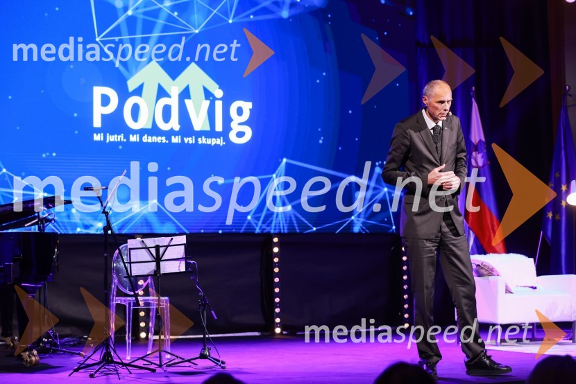 dr. Iztok Seljak, predsednik, Združenje ManagerBranko Franc Selak prejemnik priznanja za življenjsko delo na področju managementa 2023