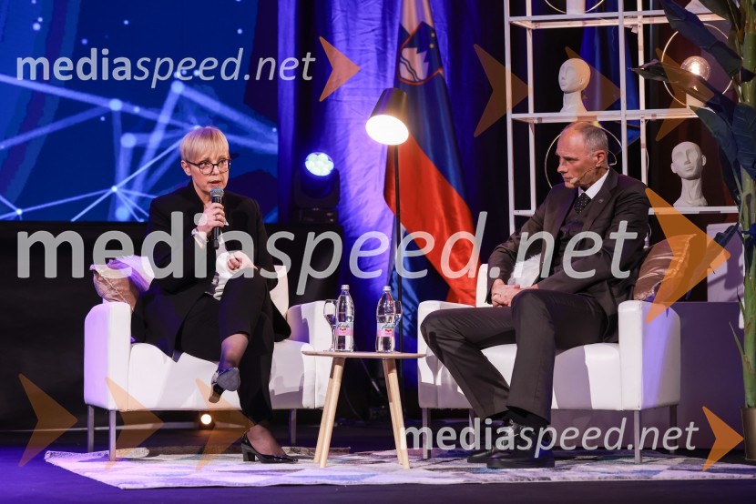 dr. Nataša Pirc Musar, predsednica Republike Slovenije; dr. Iztok Seljak, predsednik, Združenje ManagerBranko Franc Selak prejemnik priznanja za življenjsko delo na področju managementa 2023