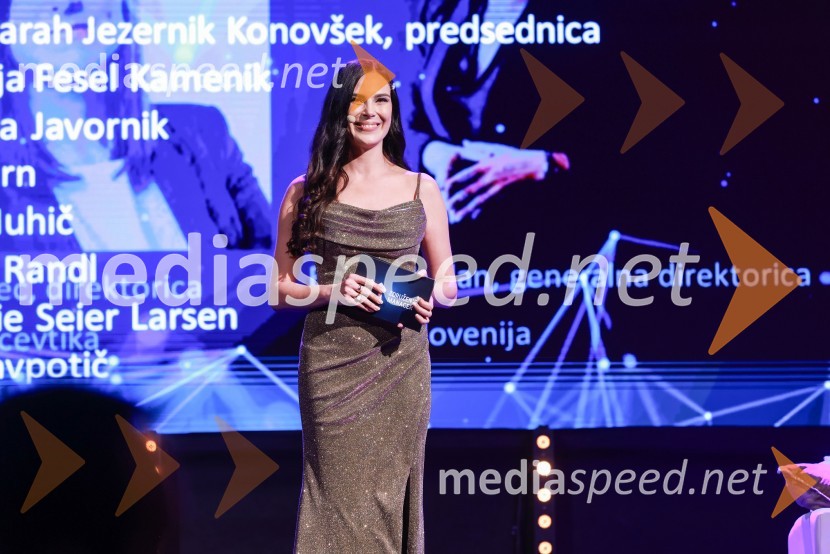  Ula  Furlan, igralka, voditeljica, vodja stikov z javnostmi Kina ŠiškaBranko Franc Selak prejemnik priznanja za življenjsko delo na področju managementa 2023